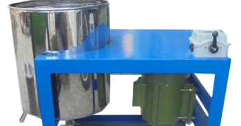 Mesin Peniris Air Rumput Laut